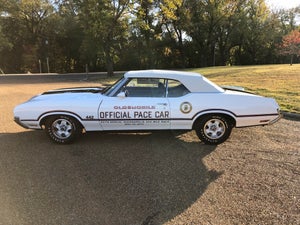 1970 Oldsmobile Cutlass Supreme 442 Indy Pace Car