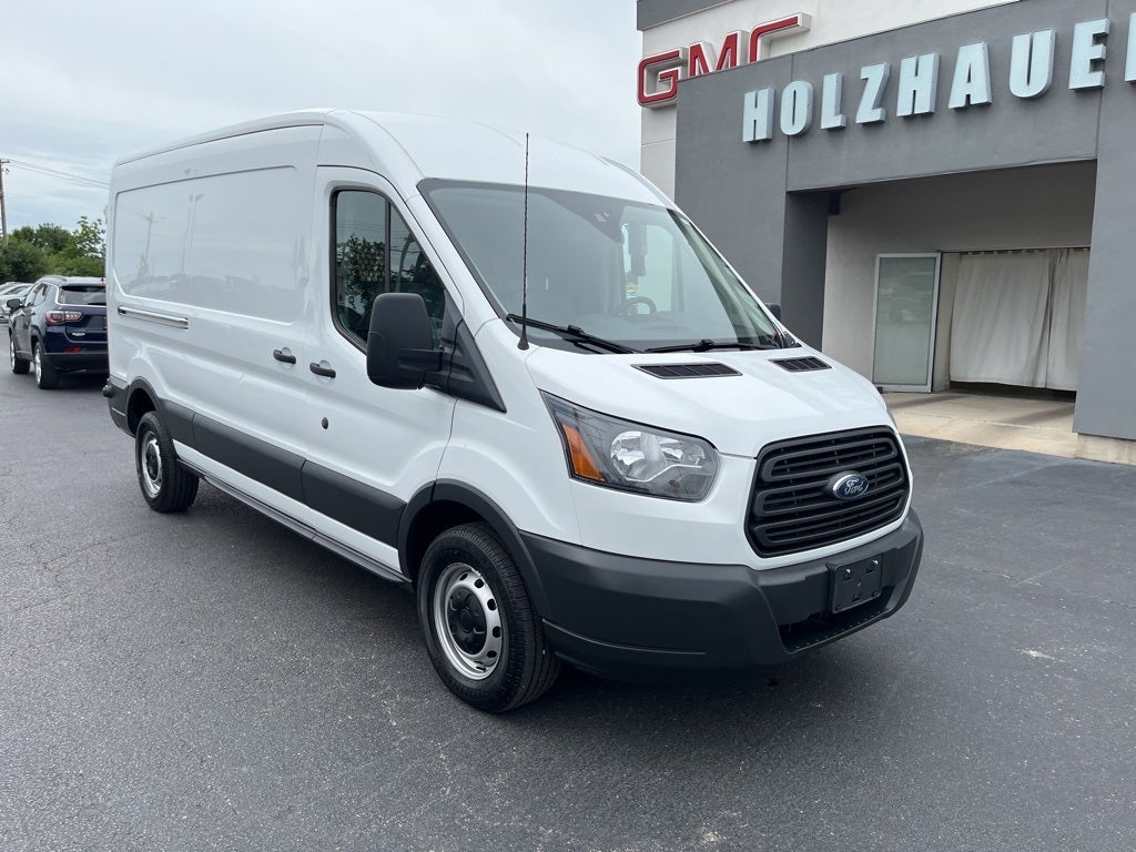 Used 2018 Ford Transit Van  with VIN 1FTYR2CG3JKA19628 for sale in Nashville, IL